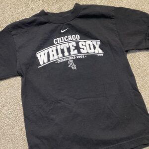 Nike Chicago White Sox Boys Medium T-Shirt Black MLB Team Logo Y2K